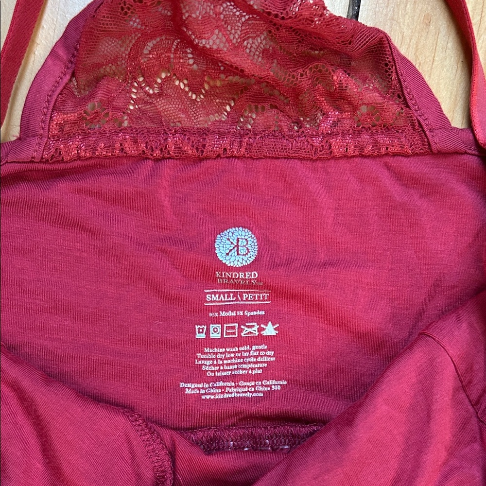 Kindred Bravely Lace nursing or maternity Red Chemise - Picture 2 of 5